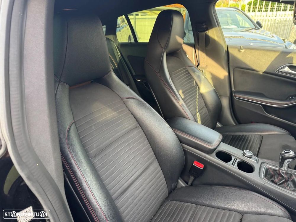 Mercedes-Benz CLA 180 d Shooting Brake AMG Line - 7