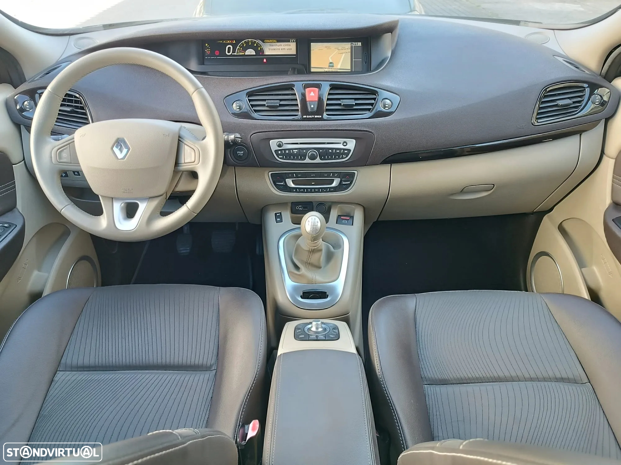 Renault Scénic 1.5 dCi Dynamique S - 13