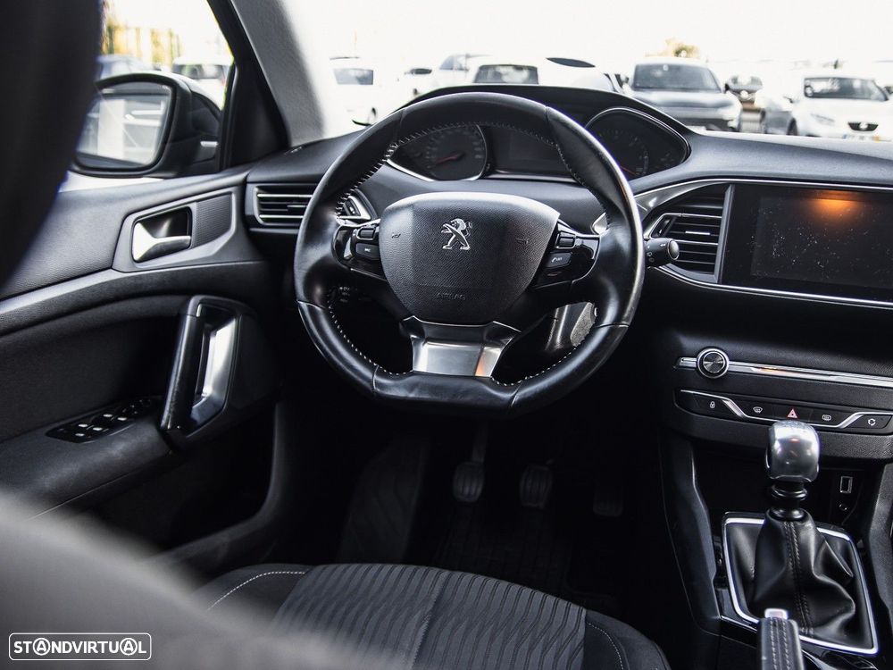 Peugeot 308 1.6 BlueHDi Active - 18