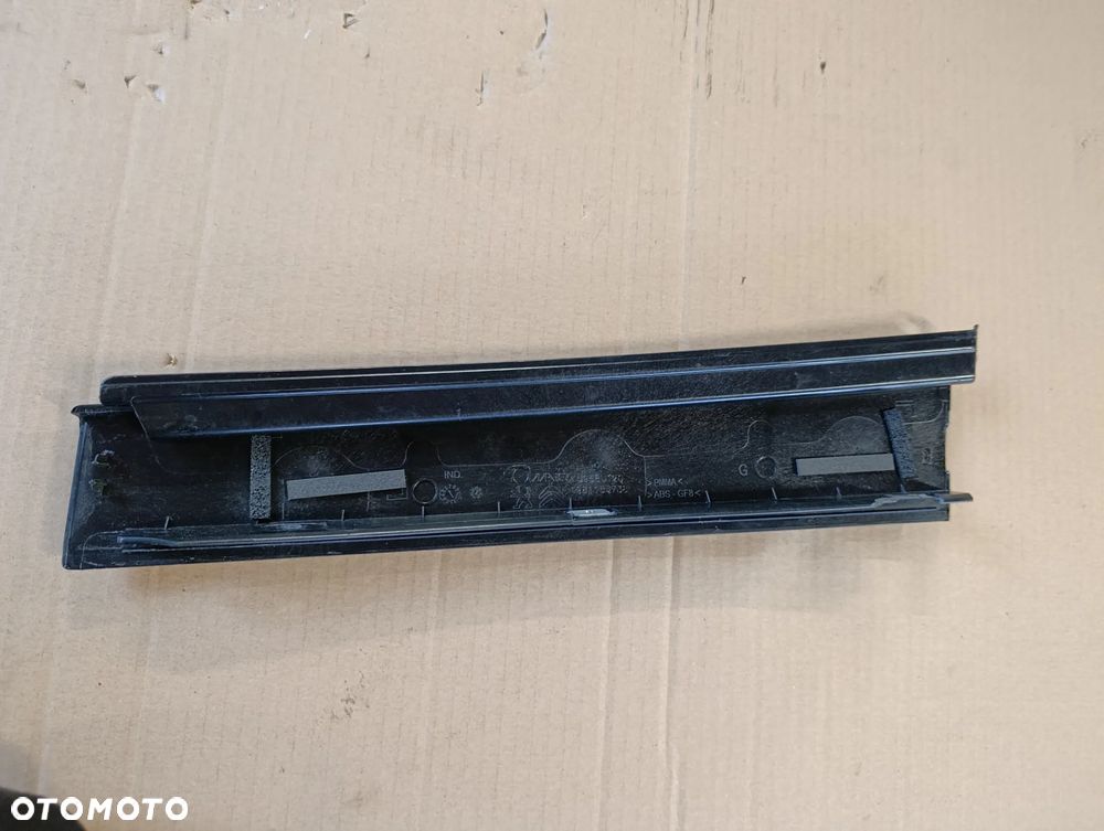 CITROEN C5 AIRCROSS OSŁONA LISTWA SŁUPKA DRZWI LEWA TYŁ 9811557380 - 2