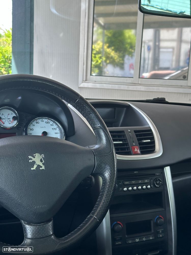 Peugeot 207 SW 1.4 Sport - 24