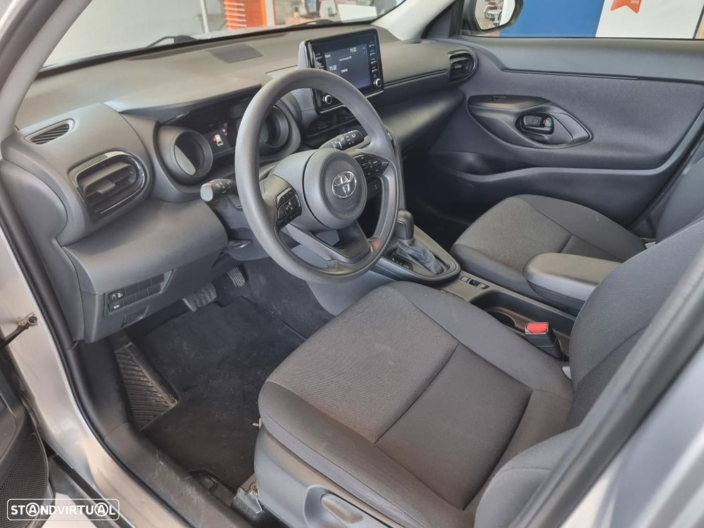 Toyota Yaris Cross 1.5 HDF Comfort - 12