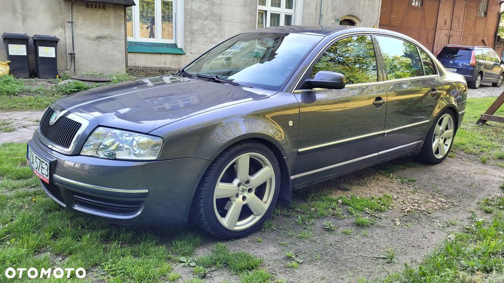 Skoda Superb 2.5 TDI Elegance - 2