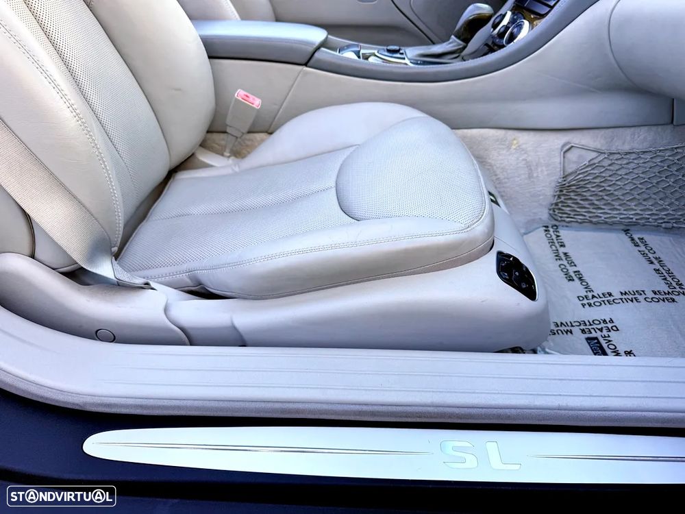 Mercedes-Benz SL 500 Standard - 31