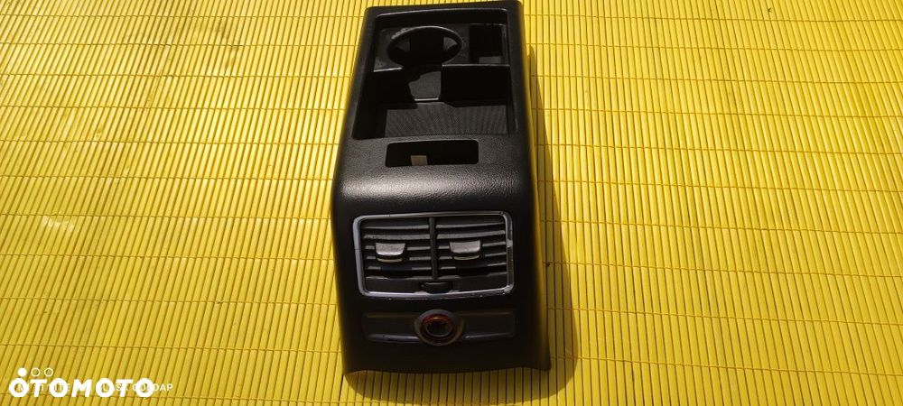 Tunel Środkowy Czarny Nawiew Cup Holder Audi A6 C6 Sedan 04 Gołdap