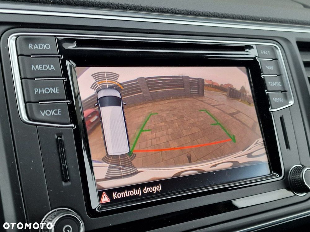 Volkswagen Multivan - 18