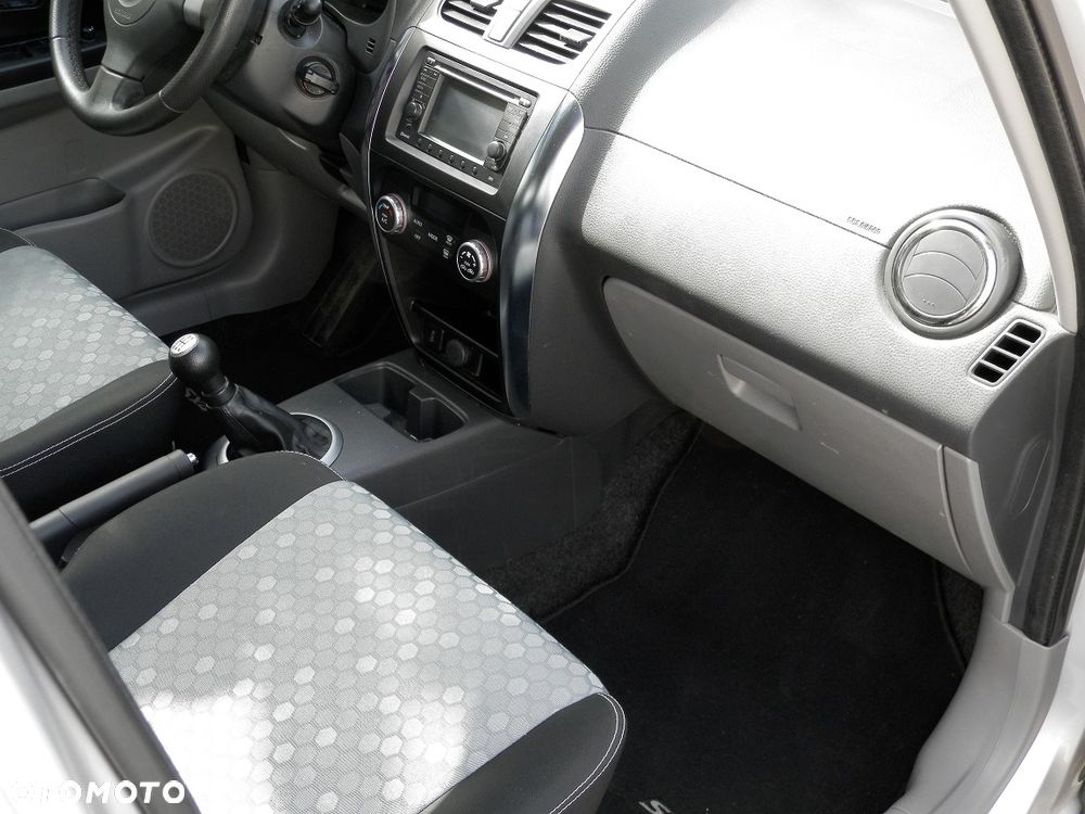 Suzuki SX4 1.6 VVT 4x2 City - 5