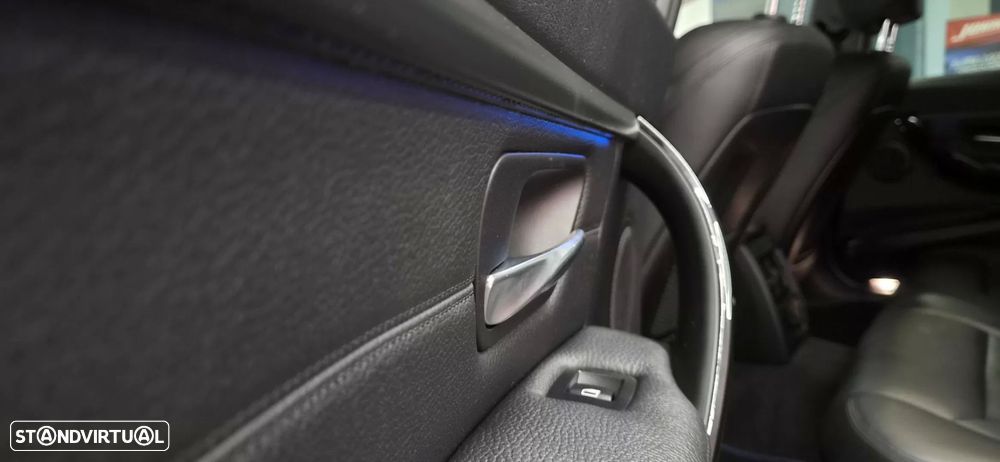 BMW 320 d Sport-Aut. Efficient Dynamics Edition Blue Per Sport Line - 26