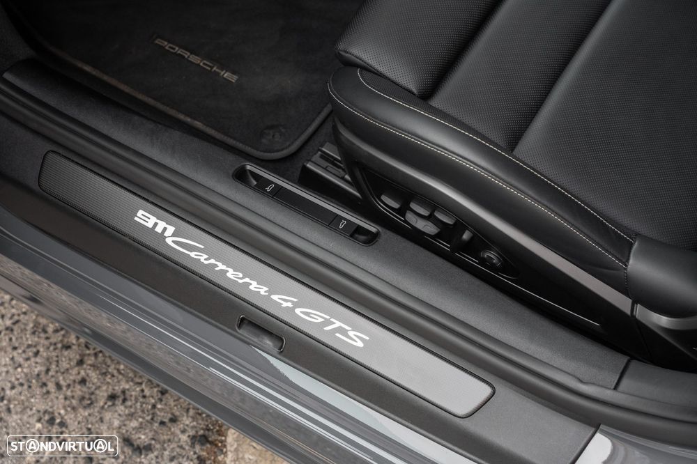 Porsche 911 (992) Carrera 4 GTS - 46