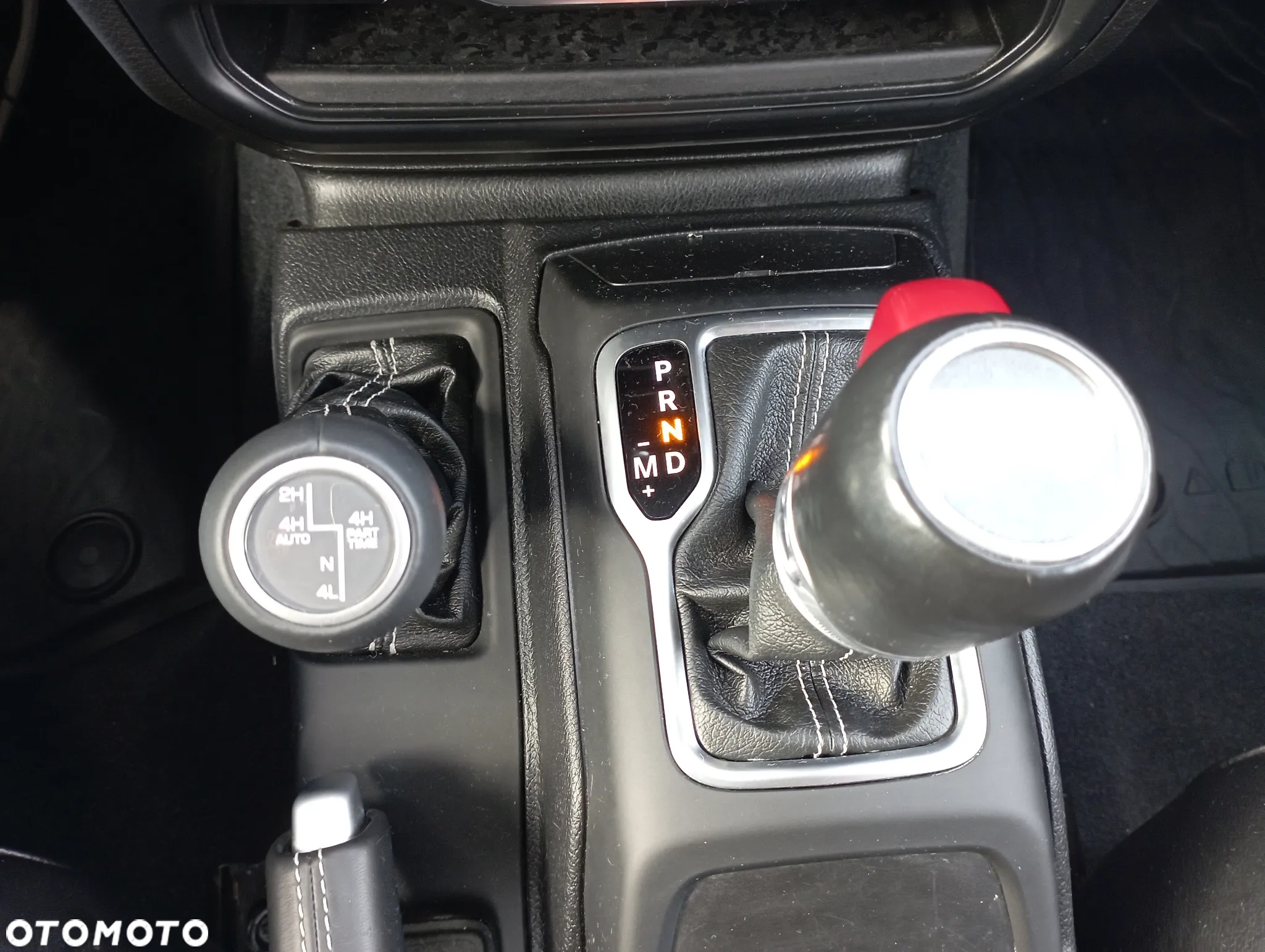 Jeep Wrangler - 16
