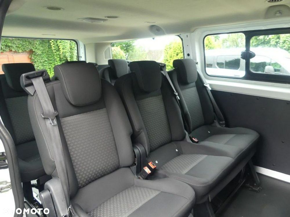 Ford Transit Custom - 12