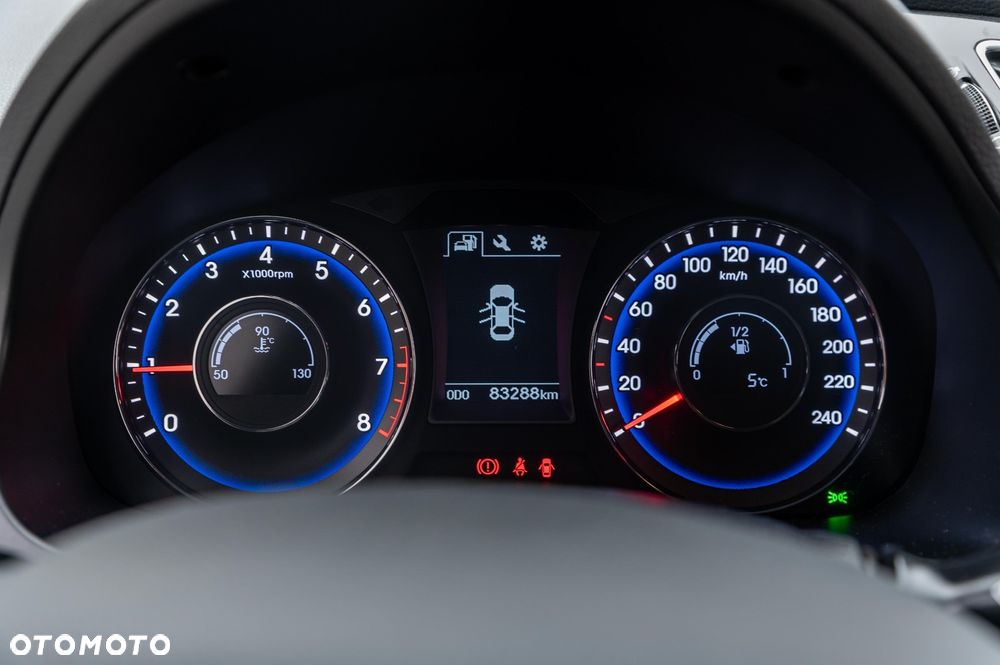 Hyundai i40 Kombi blue 1.6 Trend - 23