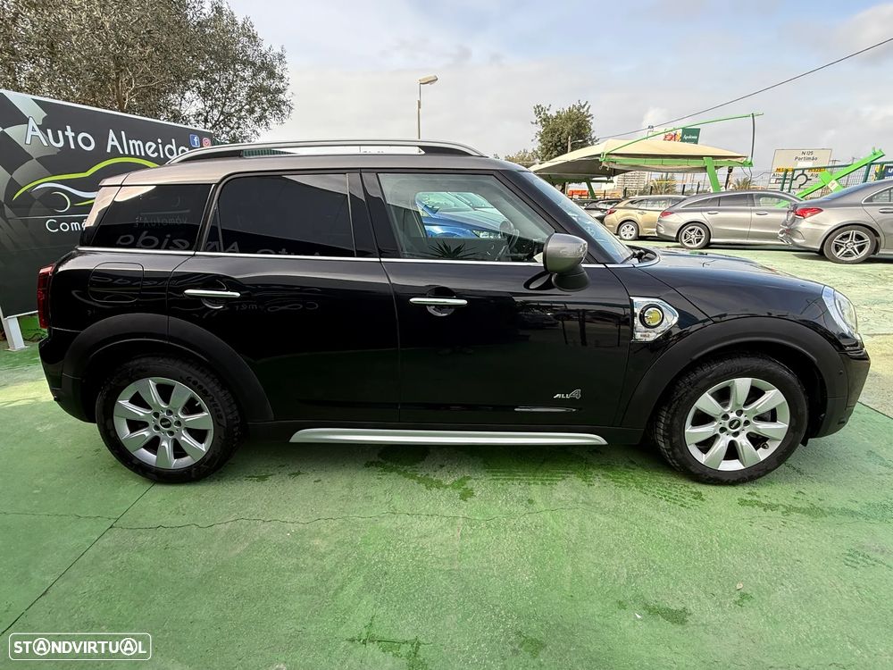 MINI Countryman Cooper SE ALL4 Auto - 11
