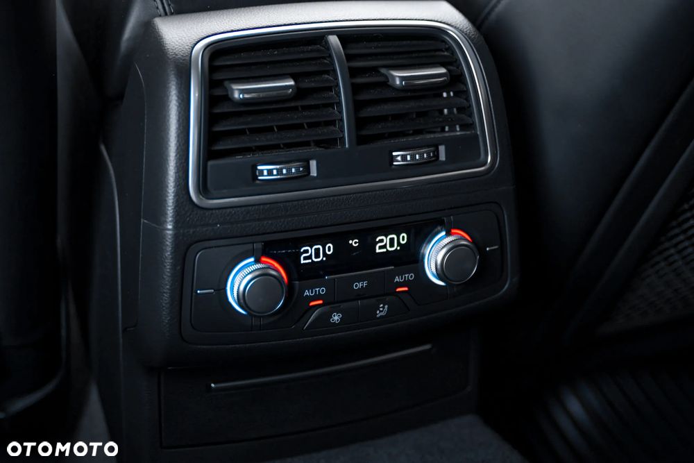 Audi A6 Allroad - 28
