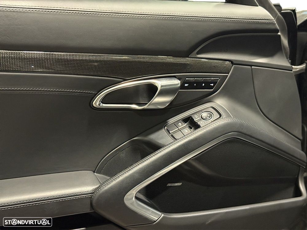 Porsche 911 (991) Turbo S PDK - 11