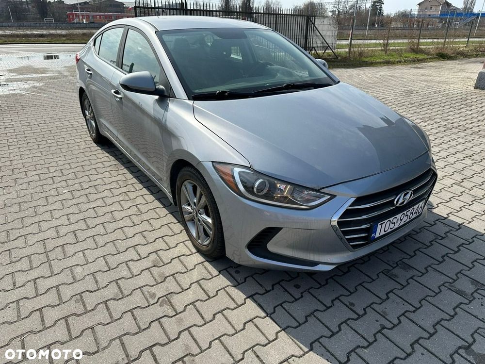 Hyundai Elantra 2017 photo 4