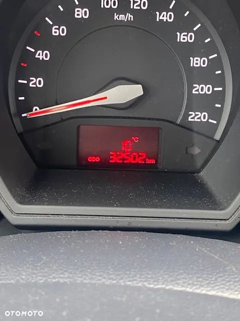 Kia Rio 1.4 M - 6