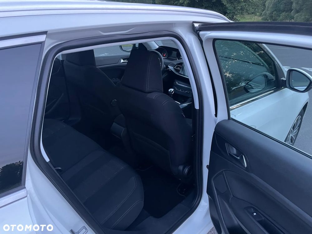 Peugeot 308 1.6 BlueHDi Business Line S&S - 10