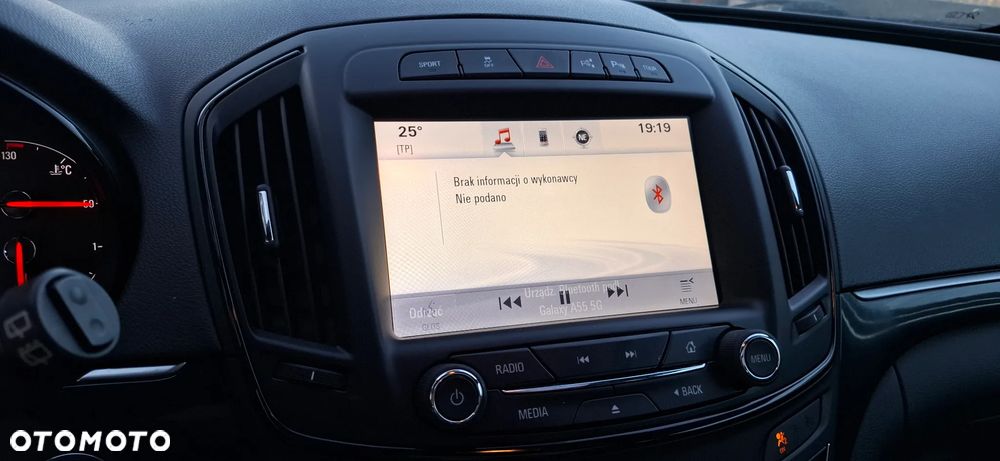 Opel Insignia 2.0 CDTI Cosmo ecoFLEX S&S - 11