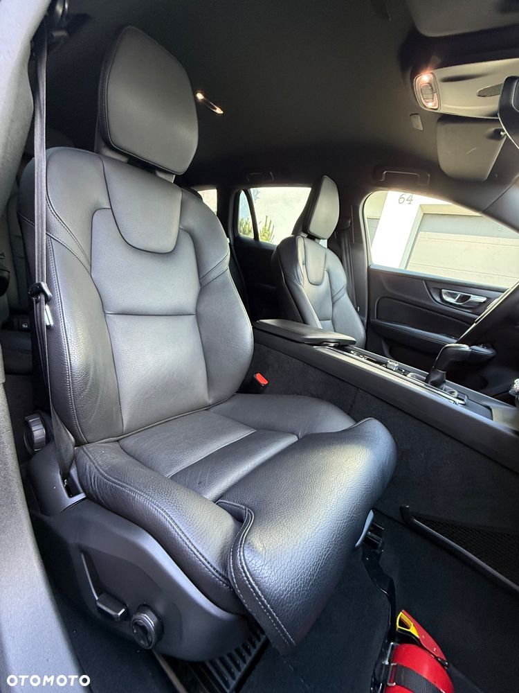 Volvo V60 D3 Momentum Core - 20