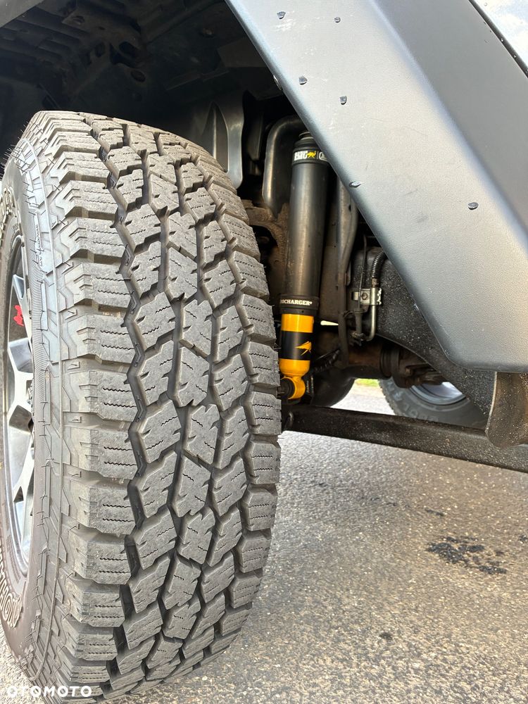 Jeep Wrangler - 21