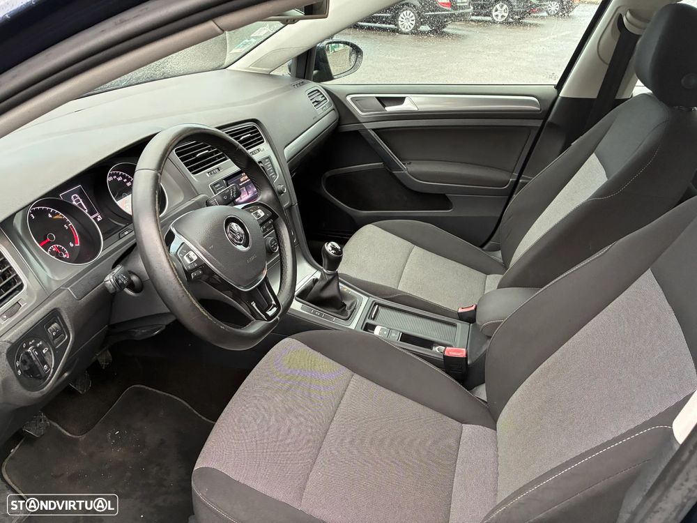 VW Golf 1.6 TDi Confortline - 3
