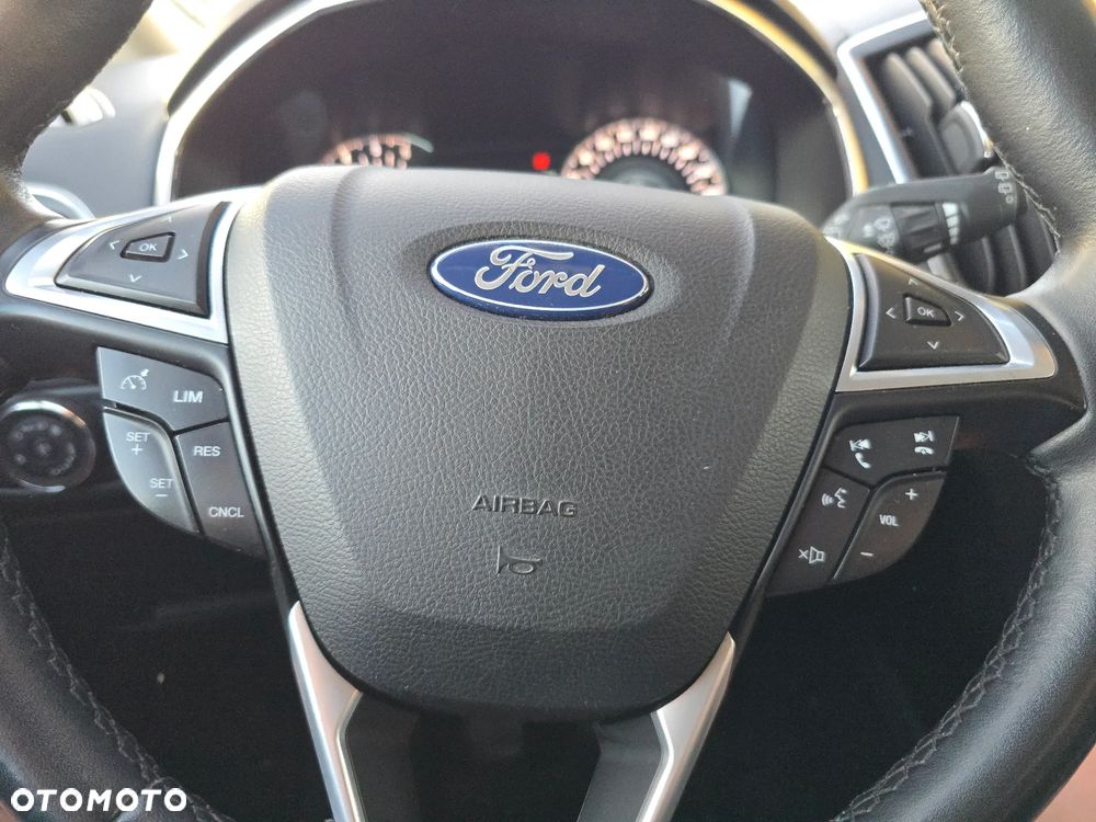 Ford S-Max - 11