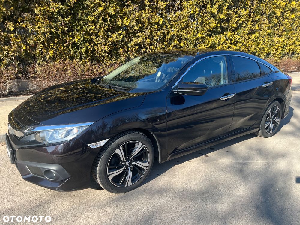 Honda Civic 1.5 T Elegance - 8