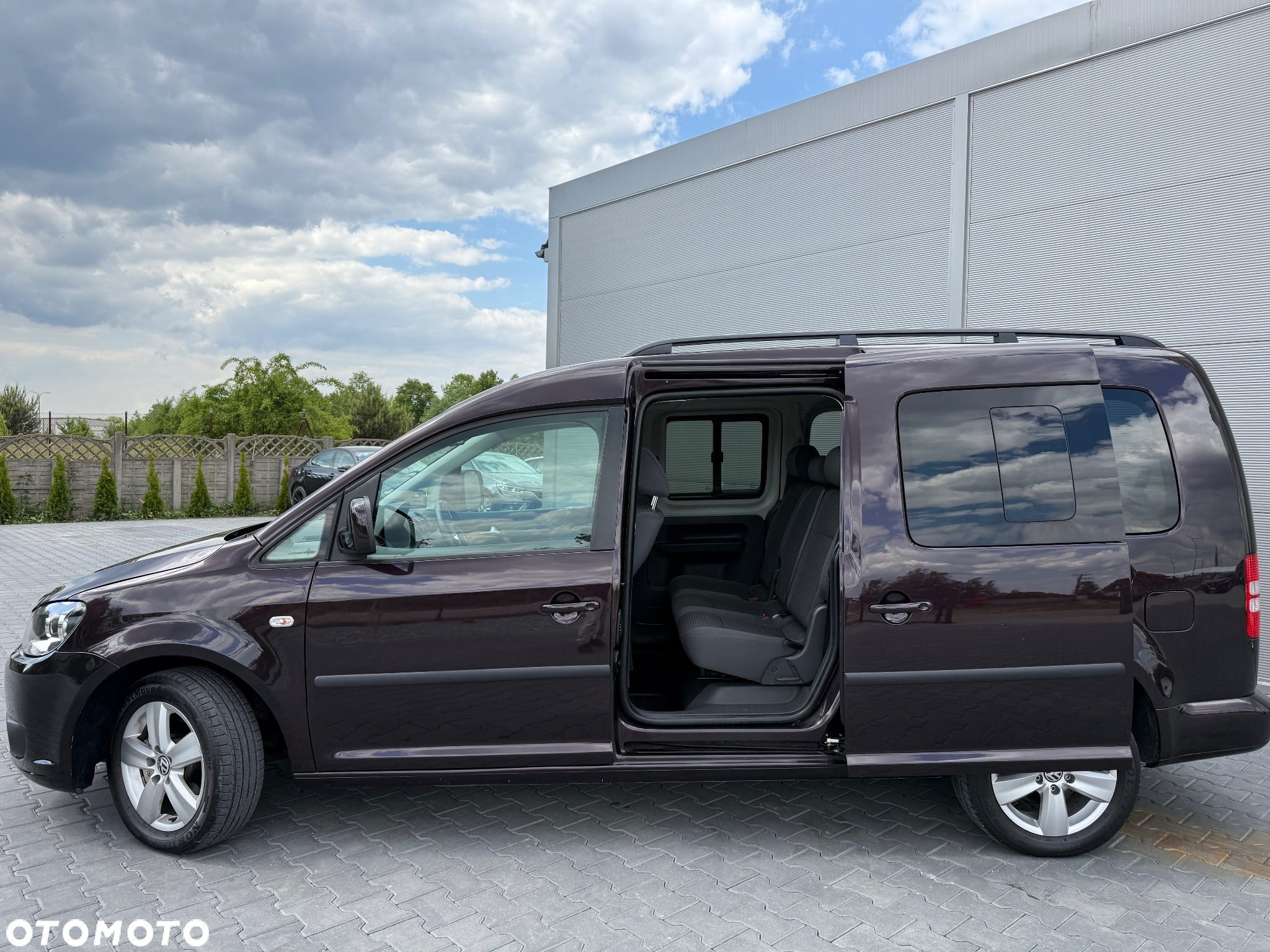 Volkswagen Caddy 1.2 (7-Si.) Edition 30 - 27