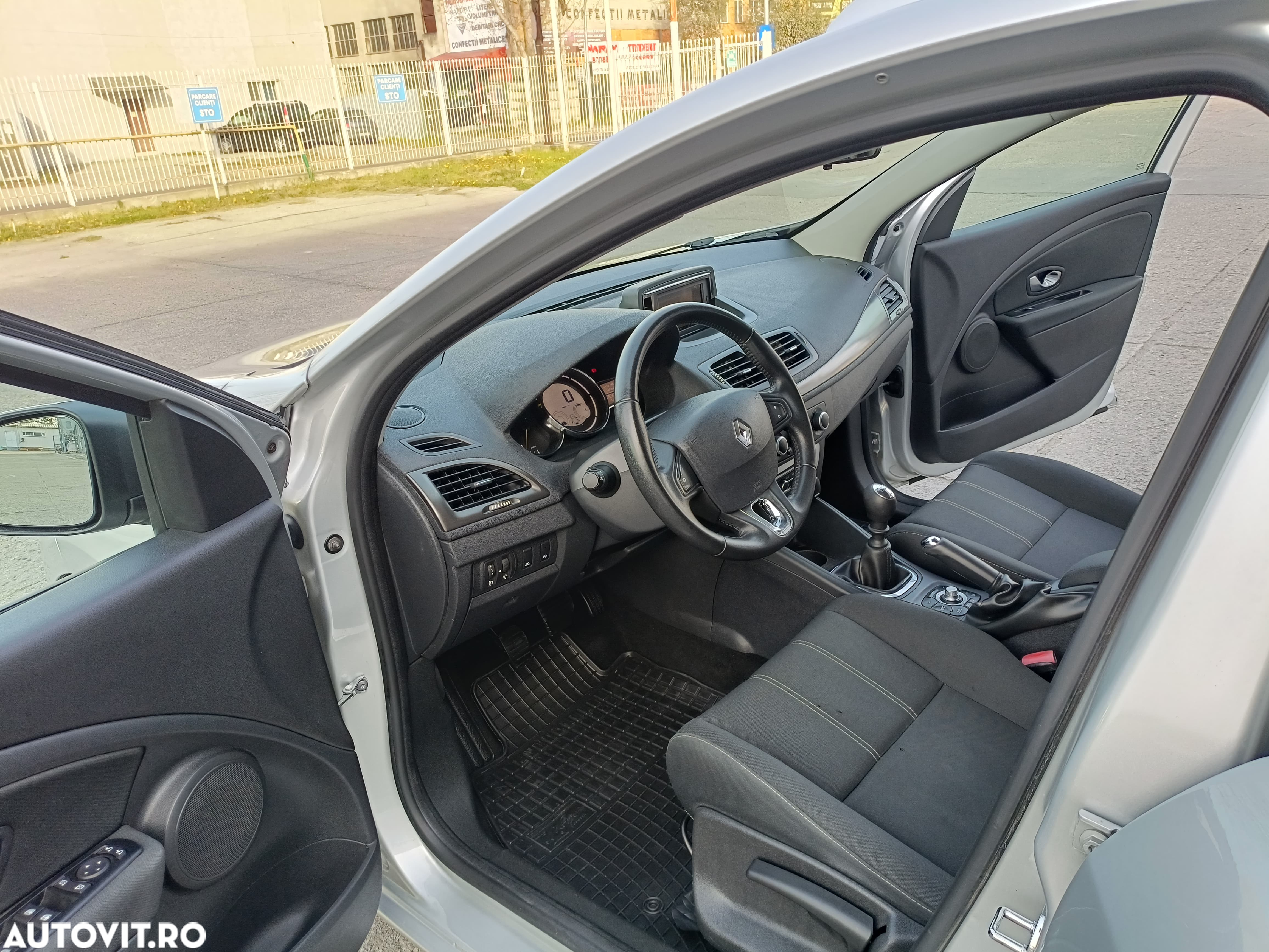Renault Megane Grandtour dCi 110 FAP Expression - 9