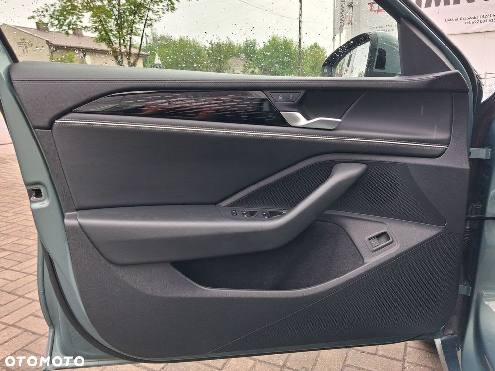 Volkswagen Passat - 25