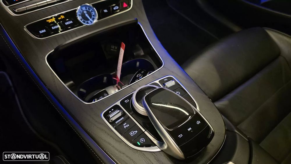Mercedes-Benz E 220 d AMG Line Aut. - 53