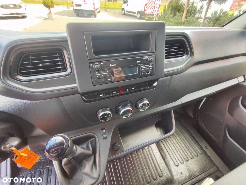 Renault Master - 18