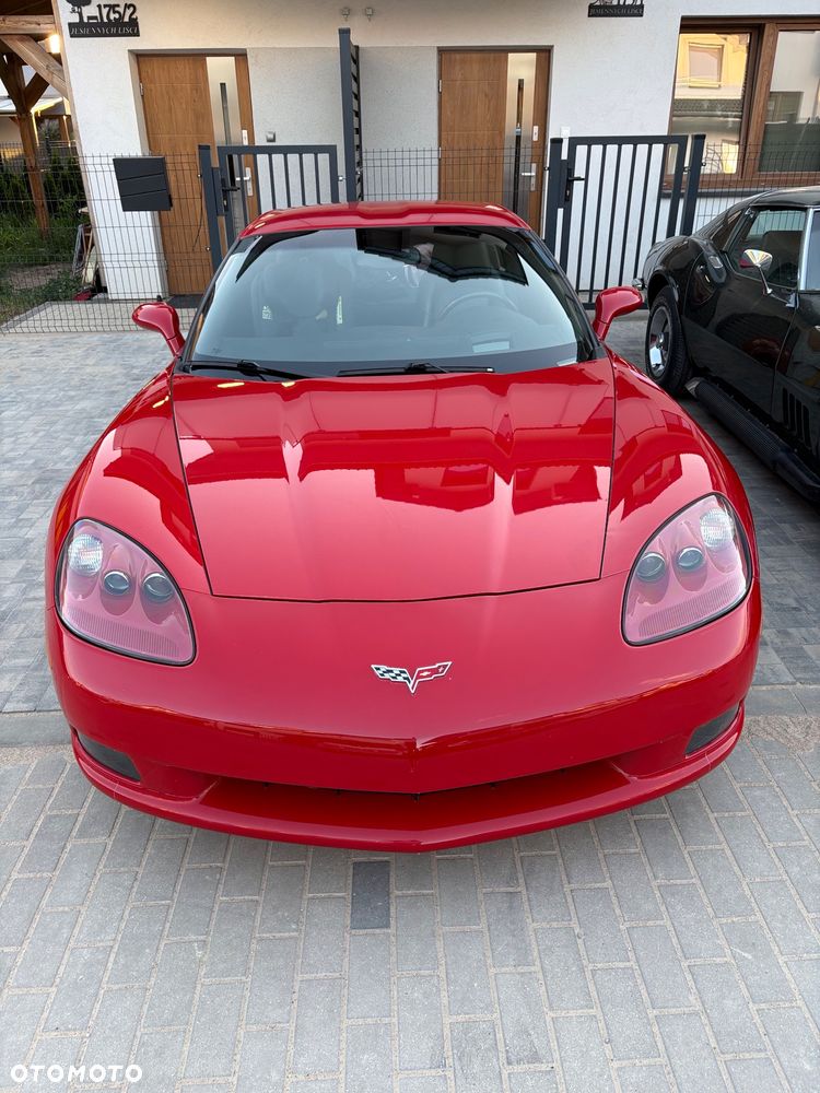 Chevrolet Corvette - 14