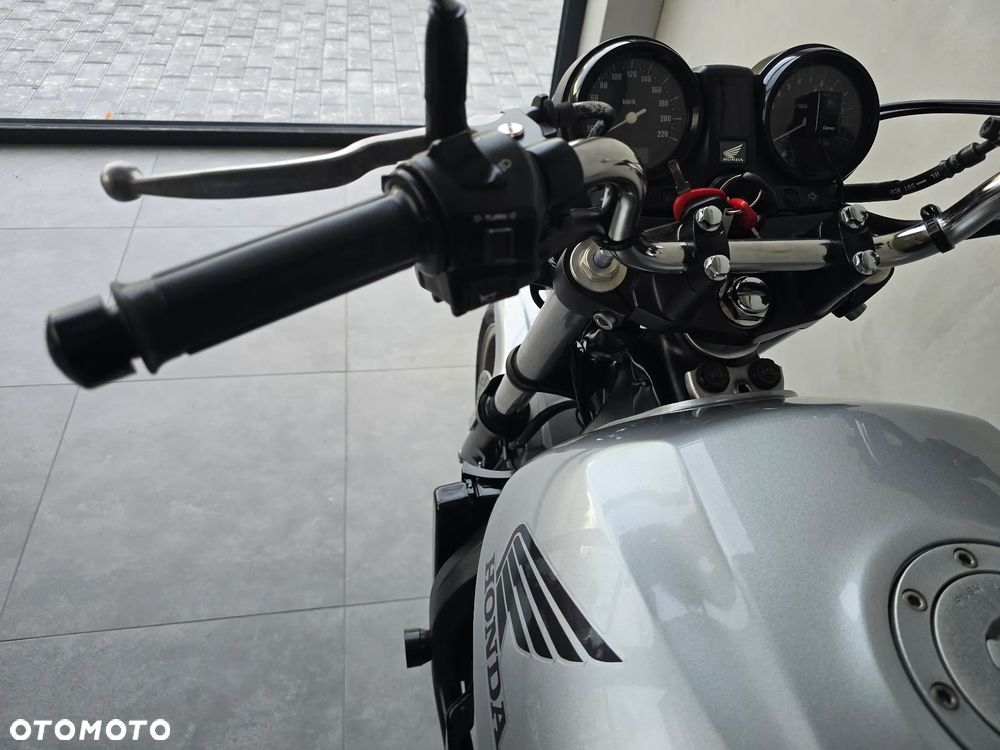 Honda CBF - 25