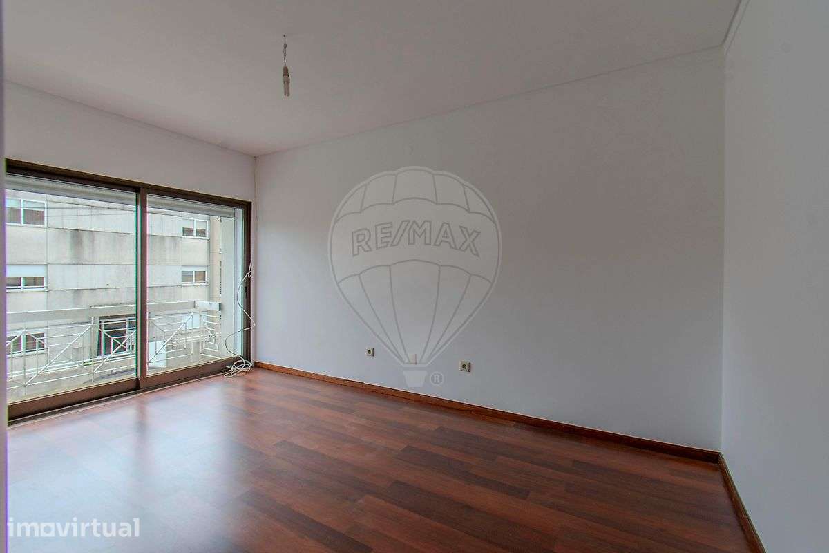 Apartamento T3 para arrendamento - Grande imagem: 2/15