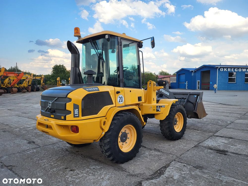 Volvo L 30 G spr z Niemiec 3944 mtg - 4