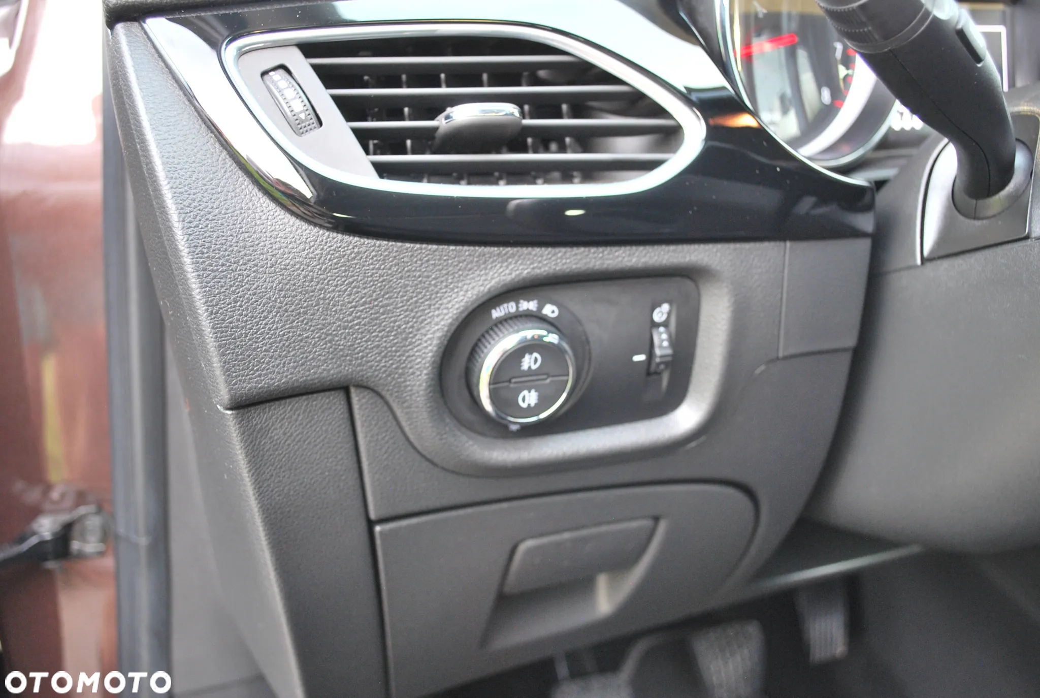 Opel Astra 1.4 Turbo Innovation - 21