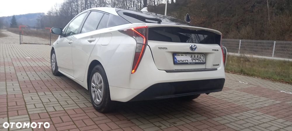 Toyota Prius - 3