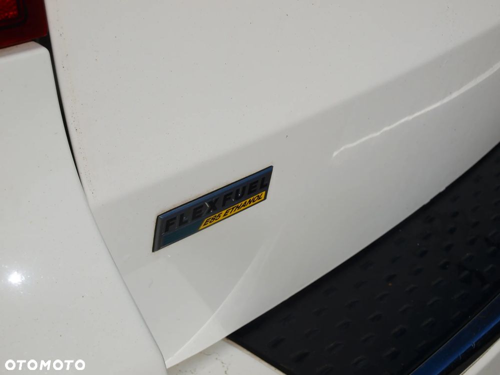 Chrysler Town & Country - 9