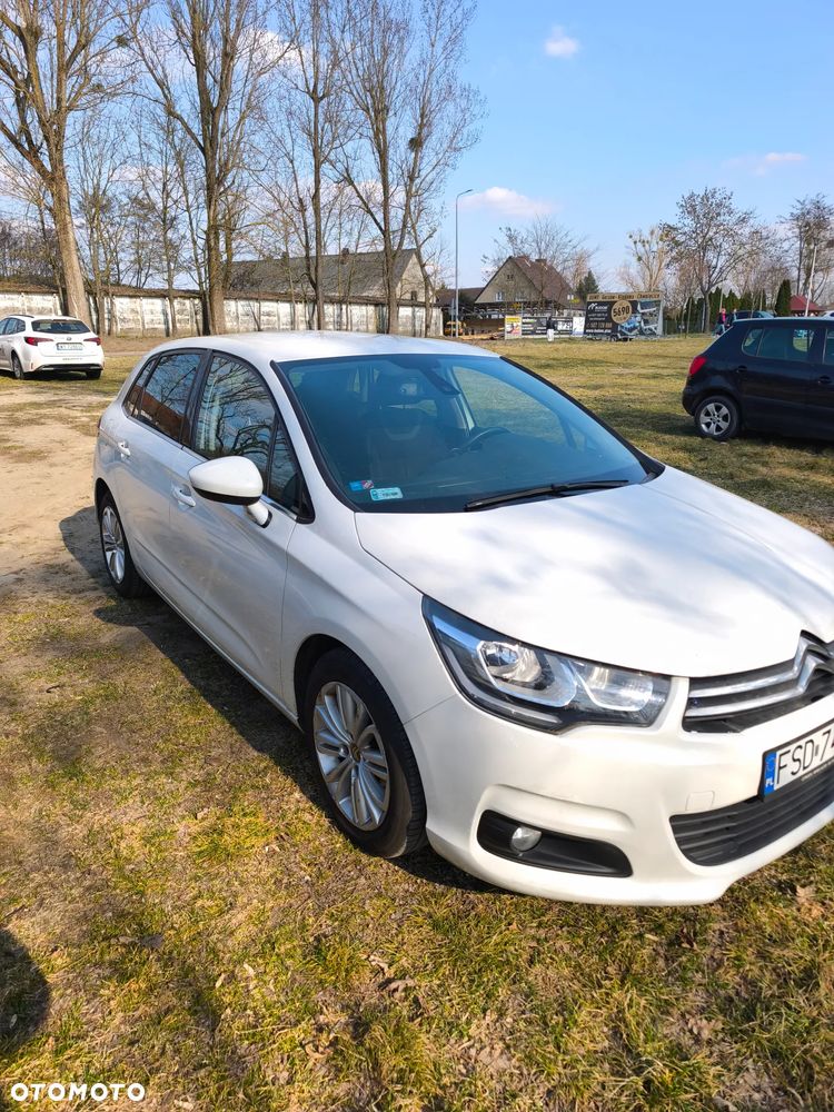Citroën C4 PureTech 110 Selection - 1