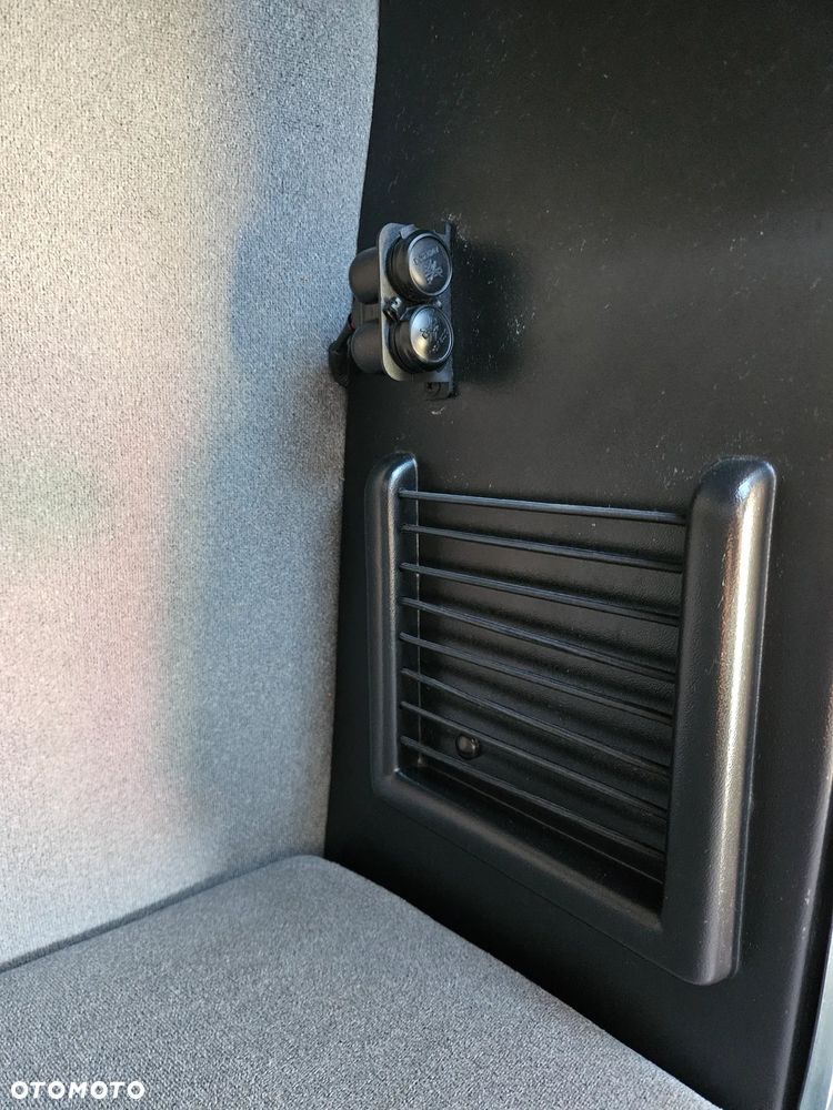 Mercedes-Benz Sprinter 319 CDI 7G-Tronic - 30