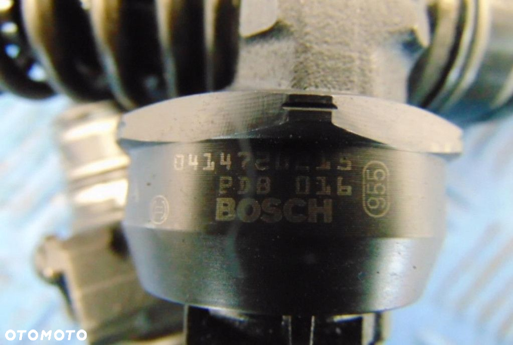 VOLKSWAGEN BORA 1.9D WTRYSKIWACZ DIESEL 4SZT KOMPLET 0414720215 - 4