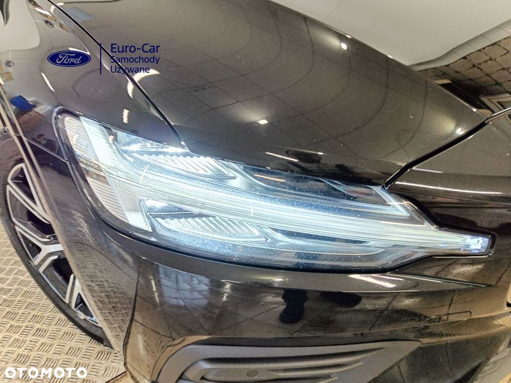 Volvo V60 B4 D Geartronic Momentum Pro - 33