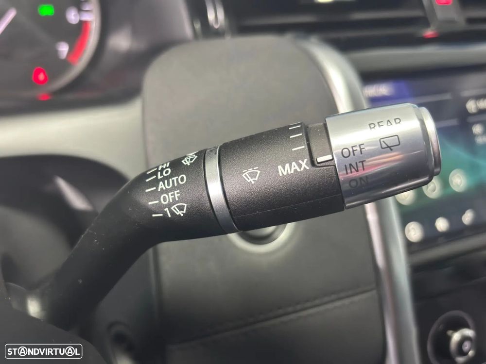 Land Rover Discovery Sport 1.5 I3 P300e AWD R-Dynamic SE - 23