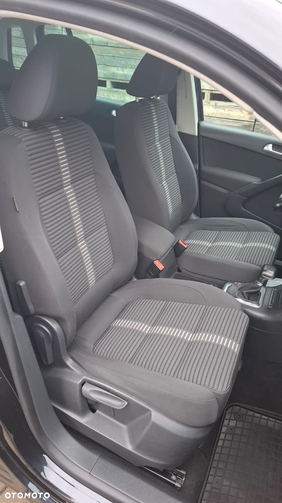 Volkswagen Tiguan 2.0 TDI DPF 4Motion DSG Track & Field - 10