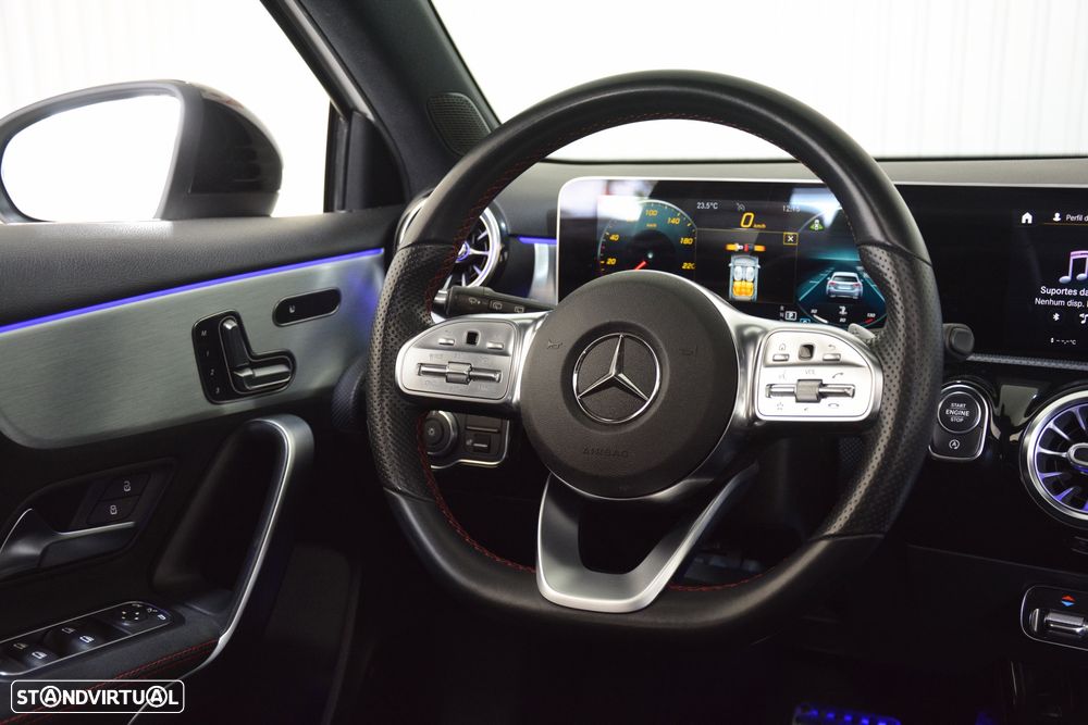 Mercedes-Benz A 180 d 7G-DCT AMG Line - 23
