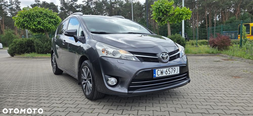 Toyota Verso 1.8 Premium EU5 7os - 3