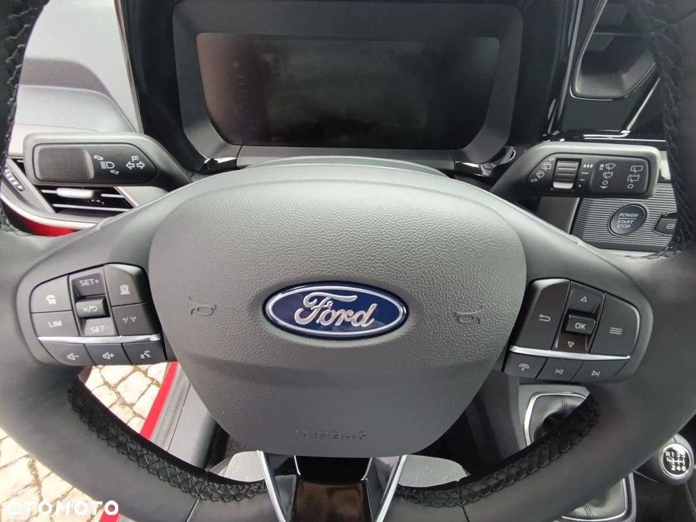 Ford Tourneo Courier 1.0 EcoBoost Titanium - 19