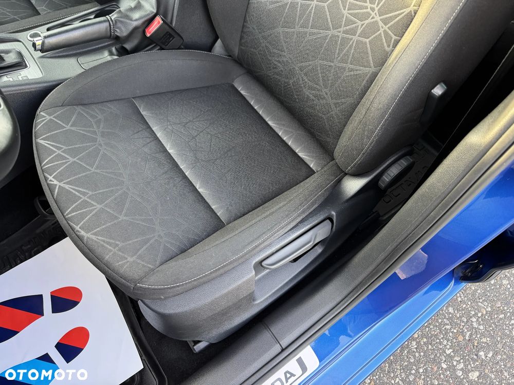 Skoda Octavia 2.0 TDI Elegance DSG - 31